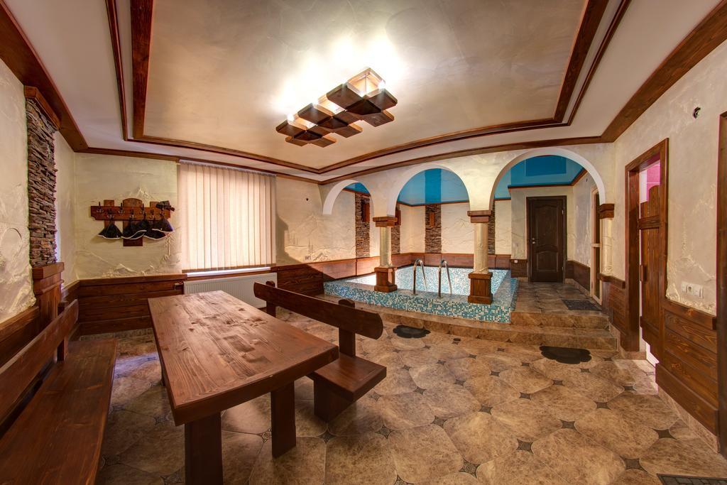 בוקובל Villa Vlad & Spa מראה חיצוני תמונה