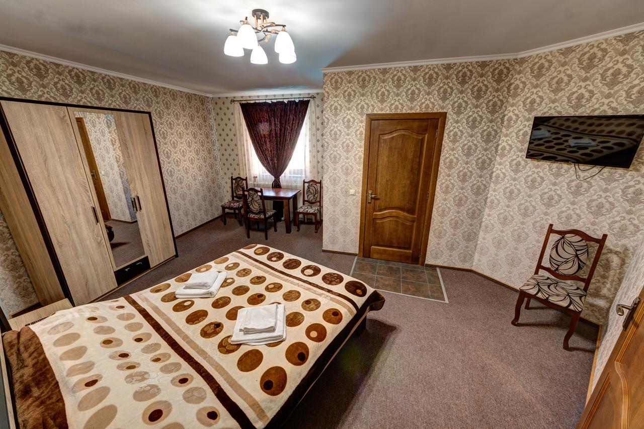 בוקובל Villa Vlad & Spa מראה חיצוני תמונה