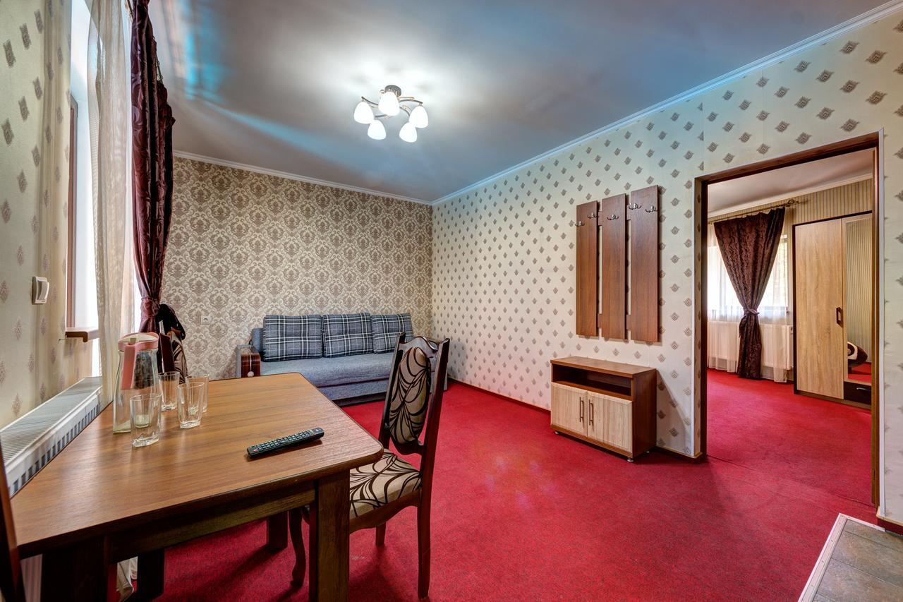 בוקובל Villa Vlad & Spa מראה חיצוני תמונה