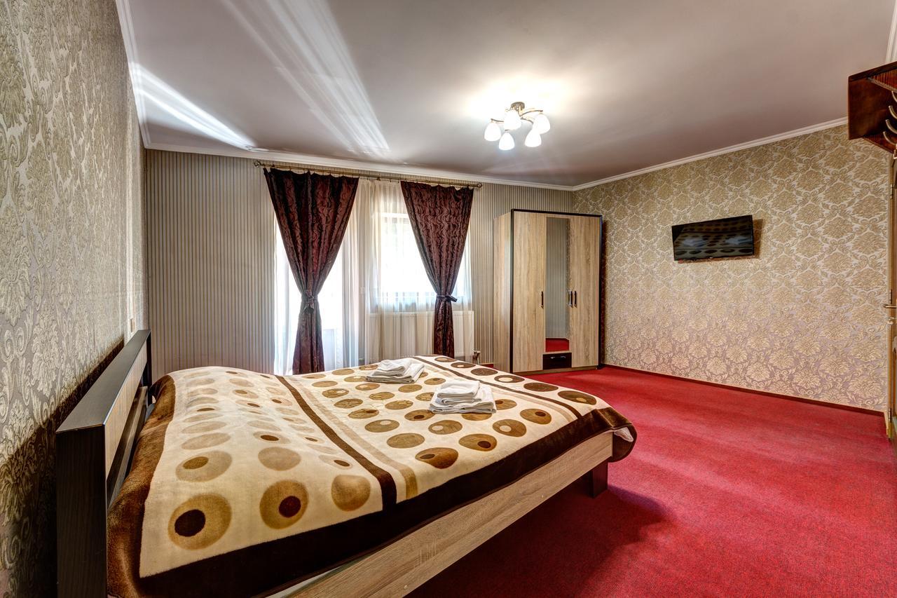 בוקובל Villa Vlad & Spa מראה חיצוני תמונה
